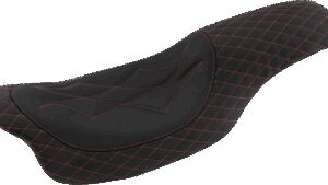 MUSTANG Revere Journey Seat - Diamond - Red Stitched