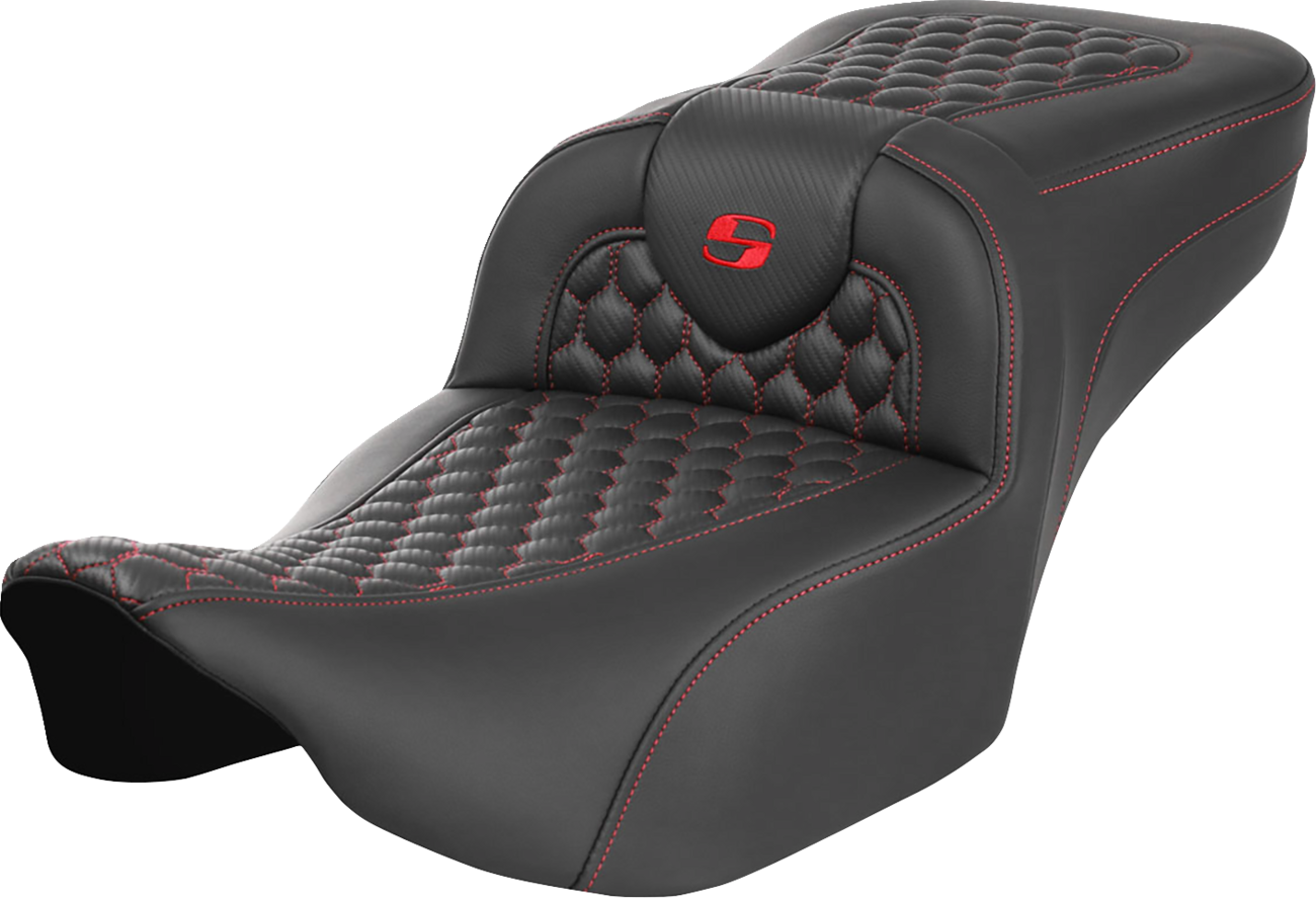 SADDLEMEN Roadsofa™ Extended Reach Seat - without Backrest - Honeycomb - Red Stitch - FLTR/FLHX '23-'24