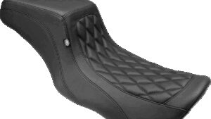 MUSTANG One Piece 2-Up Squareback Seat - Double Diamond - Smooth - FLH/FLT '23-'24