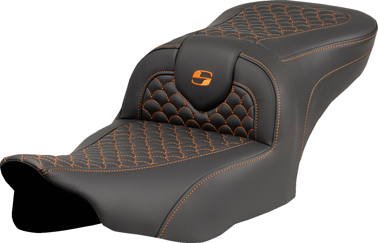 SADDLEMEN Roadsofa™ Seat - Dragon Scale Stitch - Orange Stitch - w/o Backrest - FLTR/FLHX '23-'24