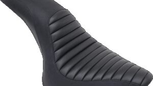 SADDLEMEN Profiler Seat - Tuck and Roll - Softail