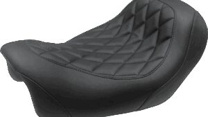 MUSTANG Wide Tripper Seat - Diamond