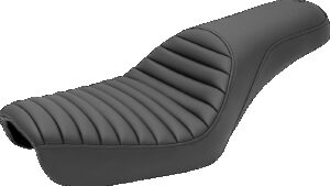 SADDLEMEN Profiler™ Tuck-n-Roll Seat - Black - FXD '04-'05