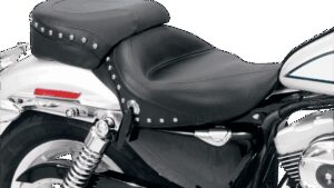 MUSTANG Wide Studded Solo Seat - XL '04+