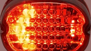 CUSTOM DYNAMICS Taillight w/ Integrated Turn Signal - No Window - Red Lens