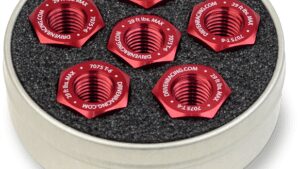 DRIVEN RACING Sprocket Nuts - 6-Bolt Hub - Red - M10 x 1.0