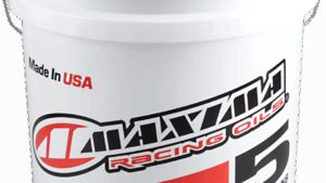 MAXIMA RACING OIL SynBlend Semi-Synthetic Oil - 10W-40 - 5 U.S. gal - Bucket