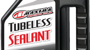 MAXIMA RACING OIL Tire Sealant - 16 U.S. fl oz.