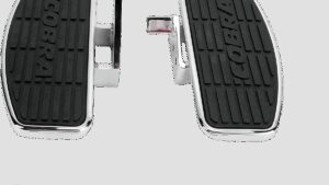 COBRA Classic Floorboard Kit - Driver - VT1100