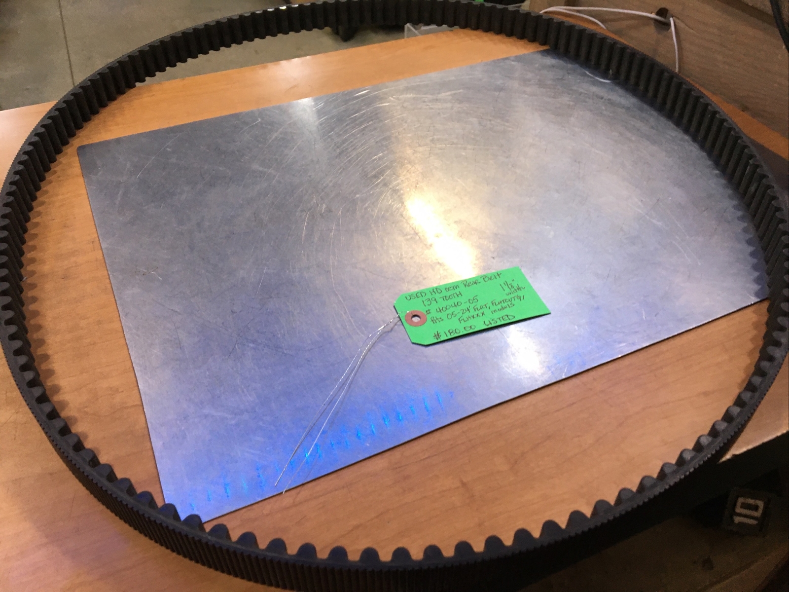 Harley Davidson oem Rear Belt 139 Tooth #40040-05