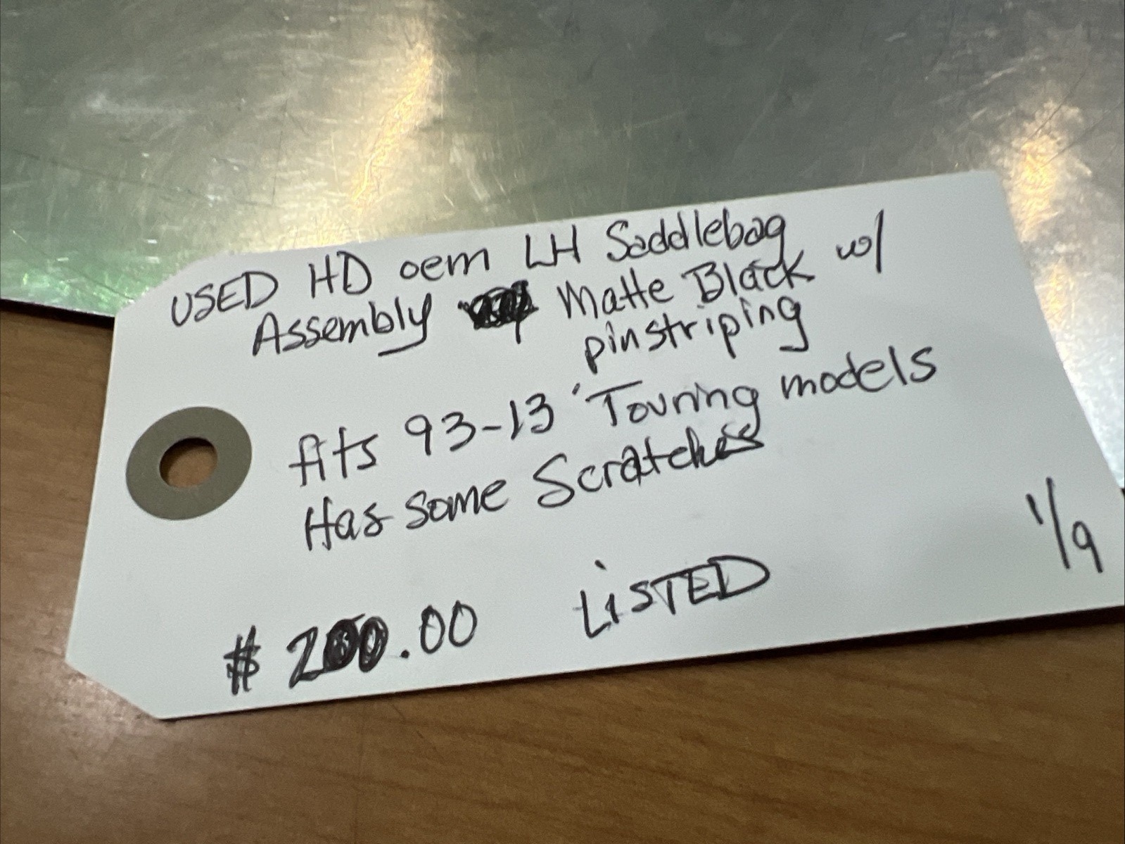 Harley Davidson oem LH Saddlebag Assembly Matte Black