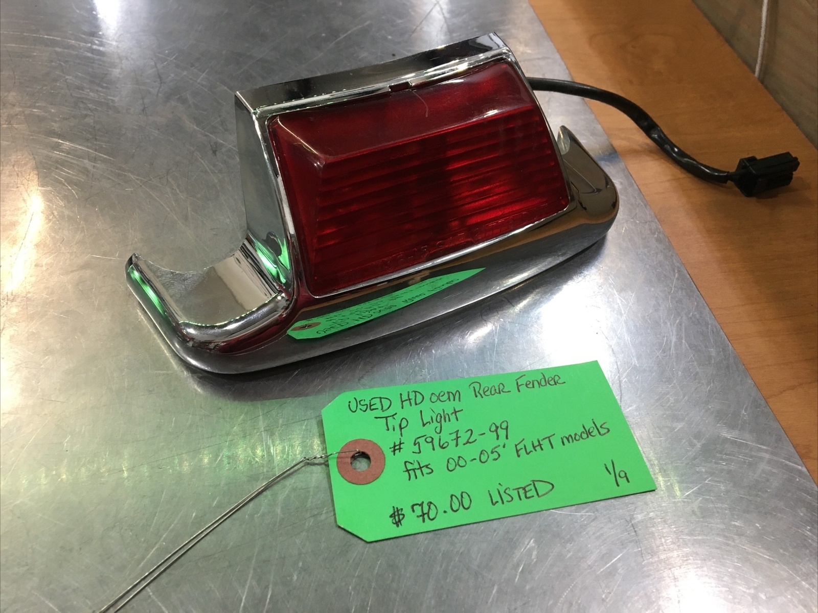 Harley Davidson oem Rear Fender Tip Light #59672-99