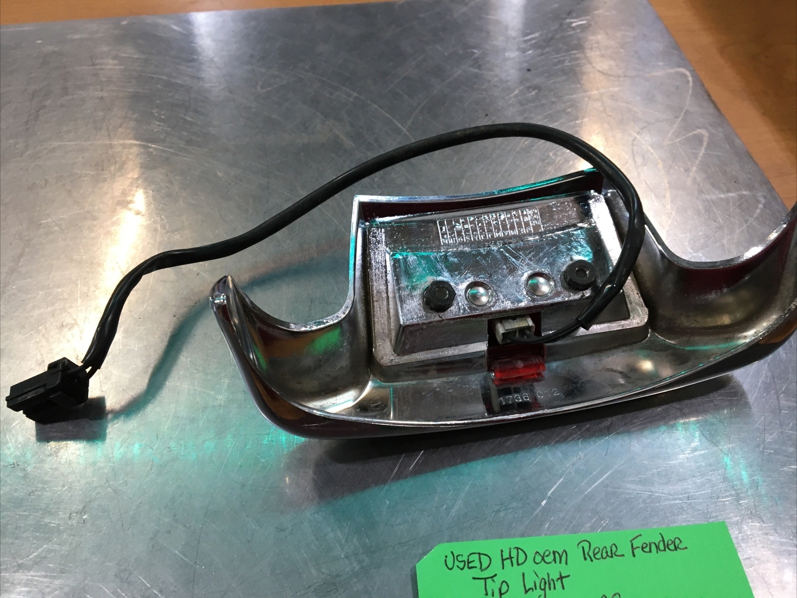 Harley Davidson oem Rear Fender Tip Light #59672-99