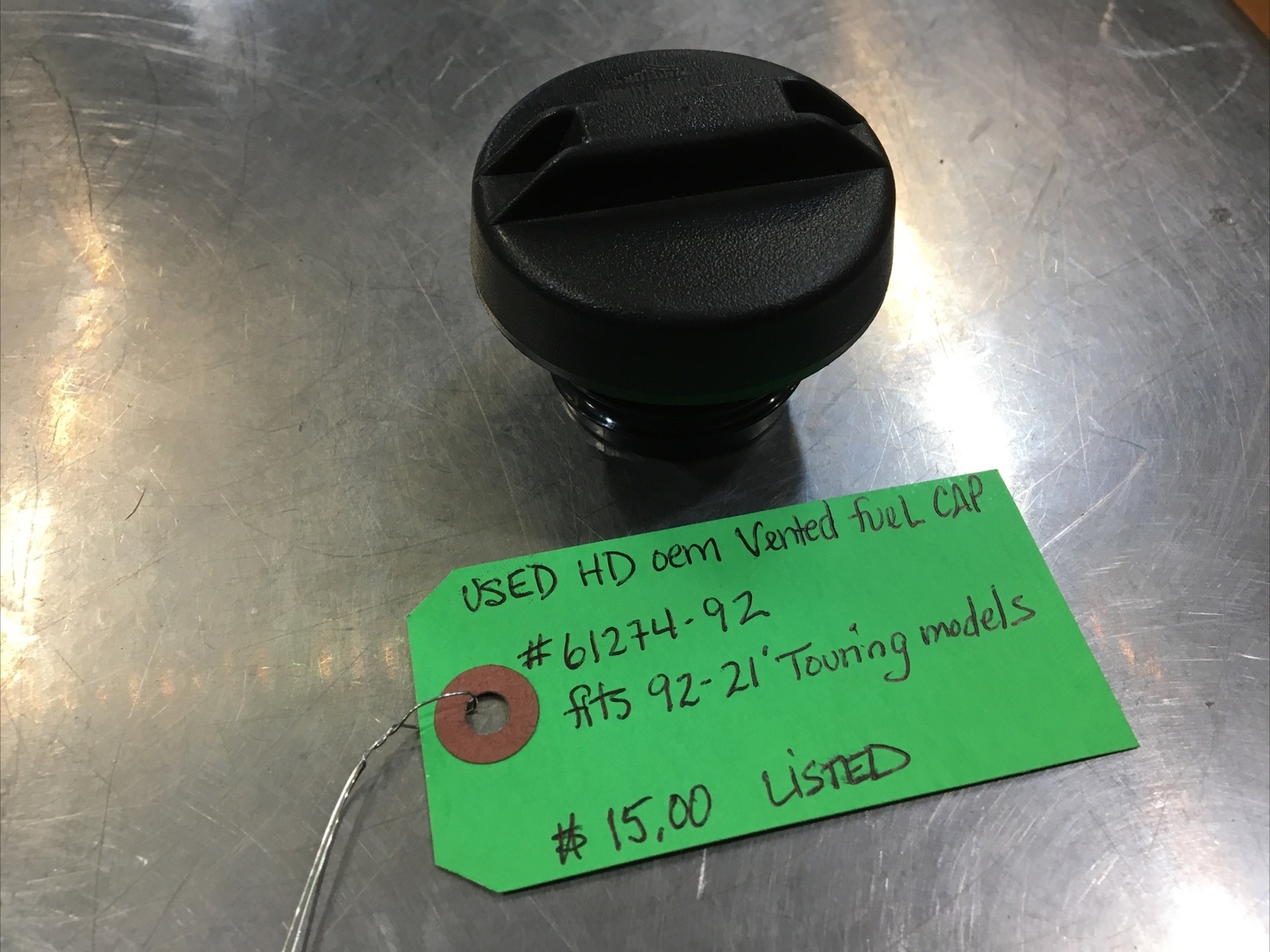 Harley Davidson oem Vented Fuel Cap #61274-92