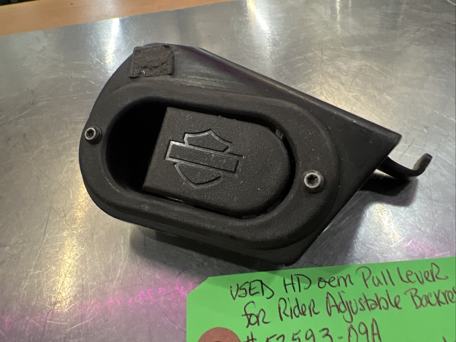 Harley Davidson oem Pull Lever For Rider Adjustable Backrest