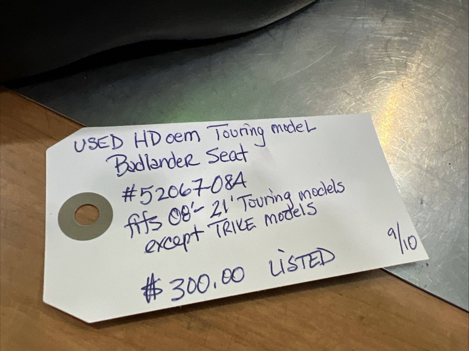 Harley Davidson oem Touring Model Badlander Seat #52067-08A