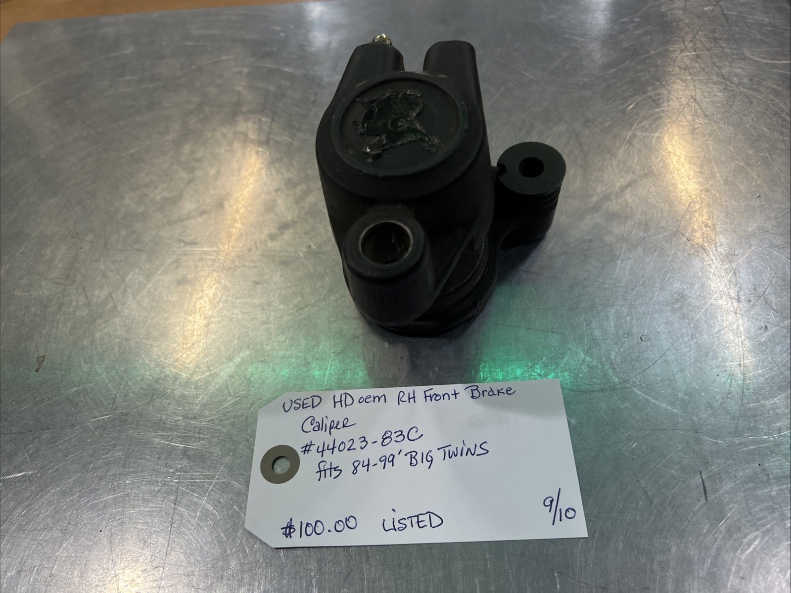 Harley Davidson oem RH Front Brake Caliper #44023-83C