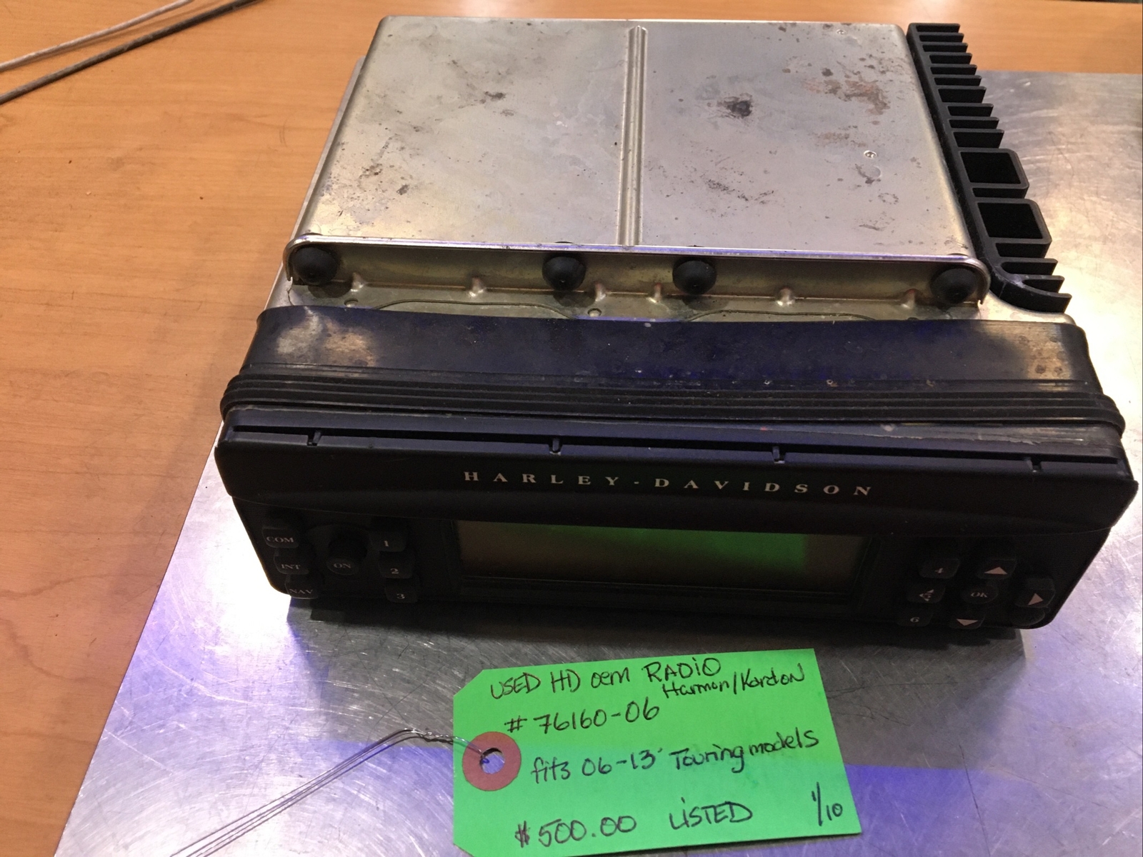 Harley Davidson oem Radio Harmon/Kardon #76160-06