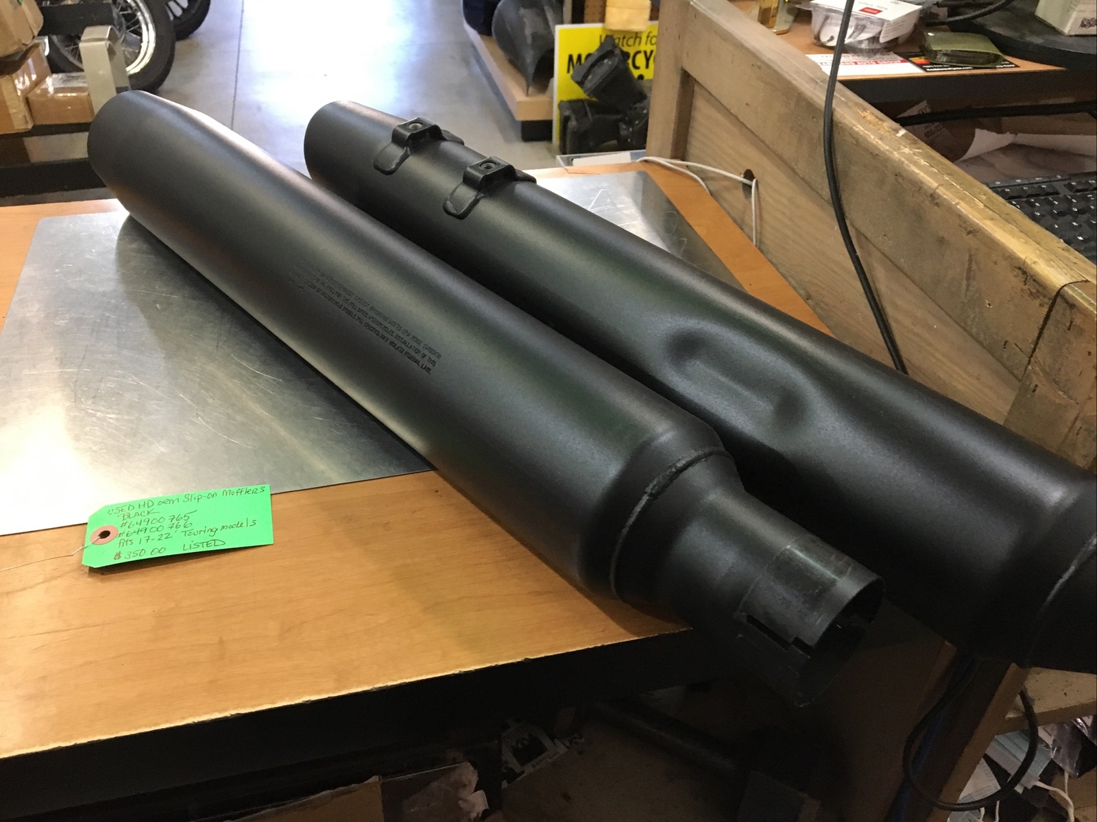 Harley Davidson oem Slip-on Mufflers Black