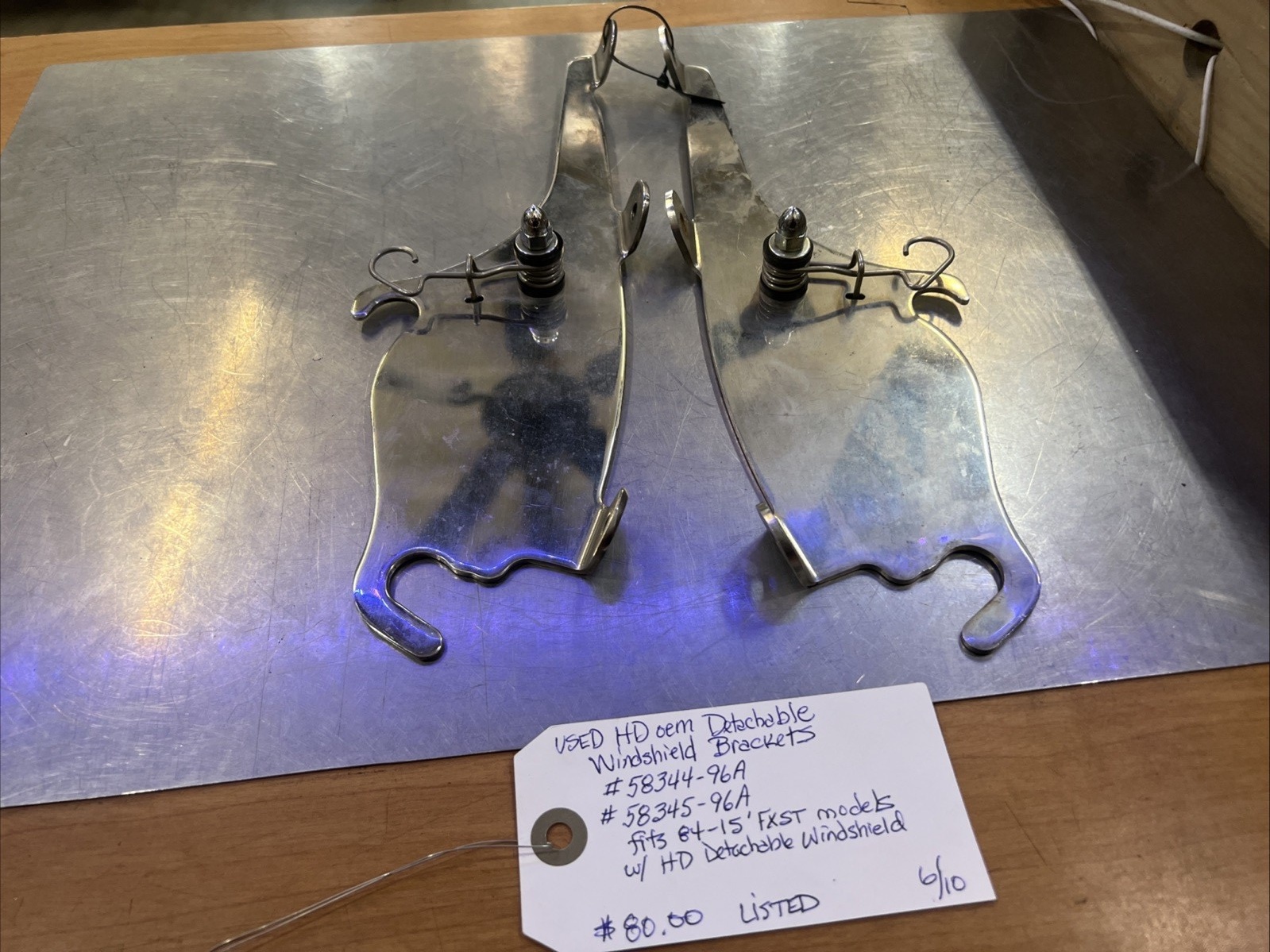 Harley Davidson oem Detachable Windshield Brackets