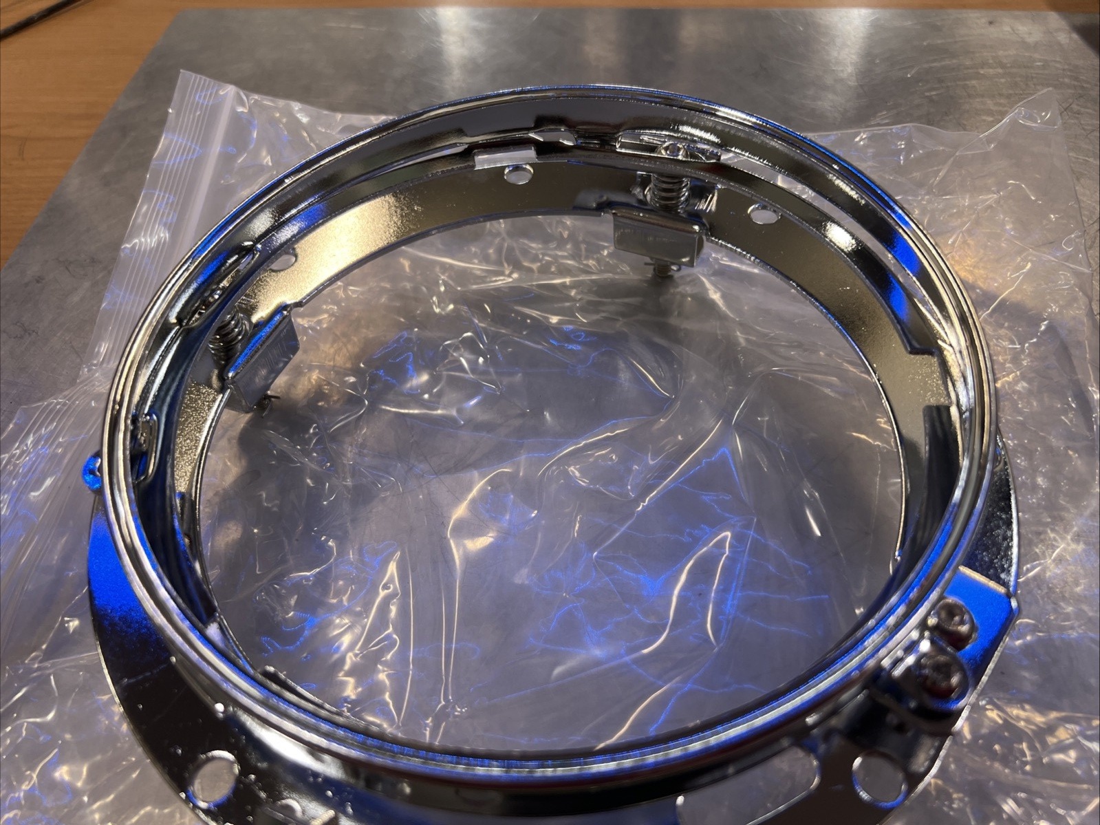 Harley Davidson oem 7” Headlight Mounting Ring Kit