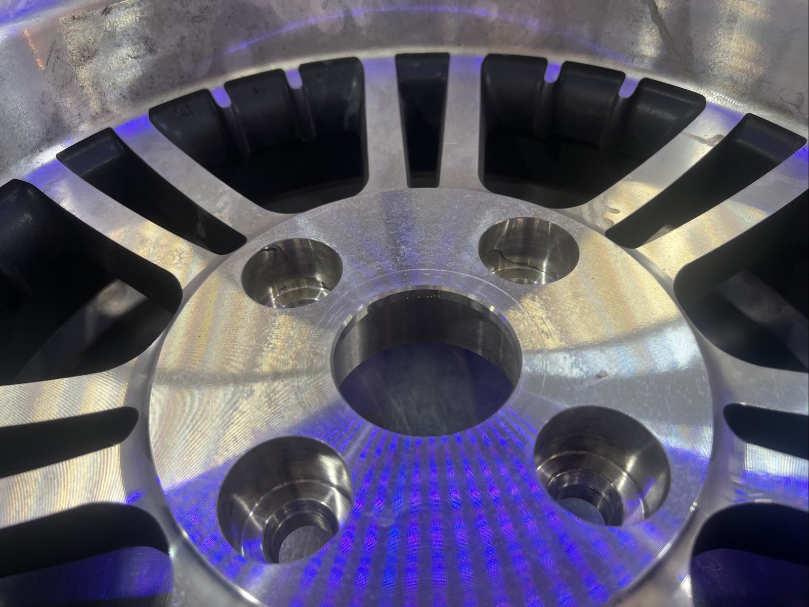 Harley Davidson oem Tri-Glide Rear Wheel #83327-09