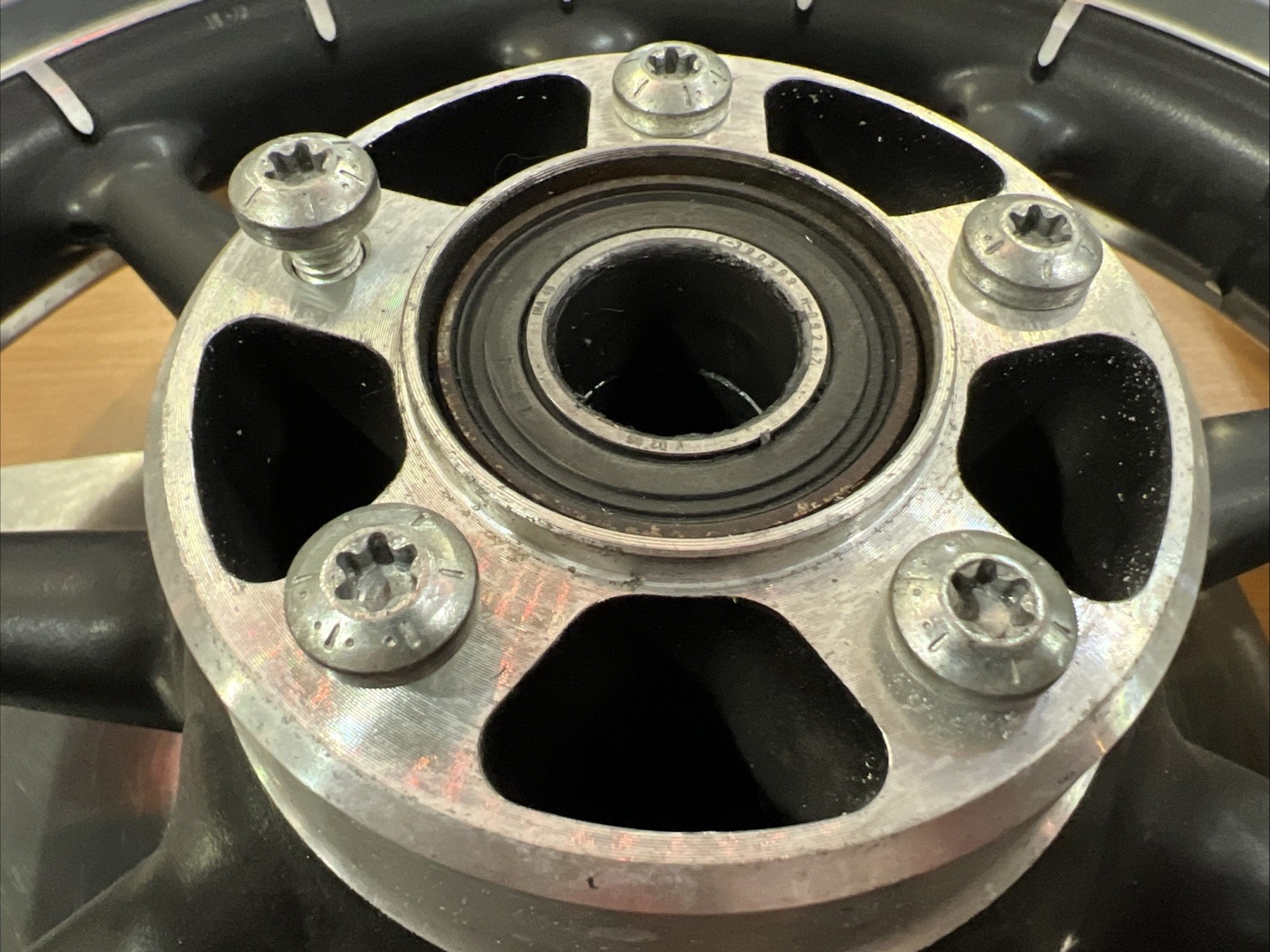 Harley Davidson oem 9-Spoke Front Wheel Black #43345-00