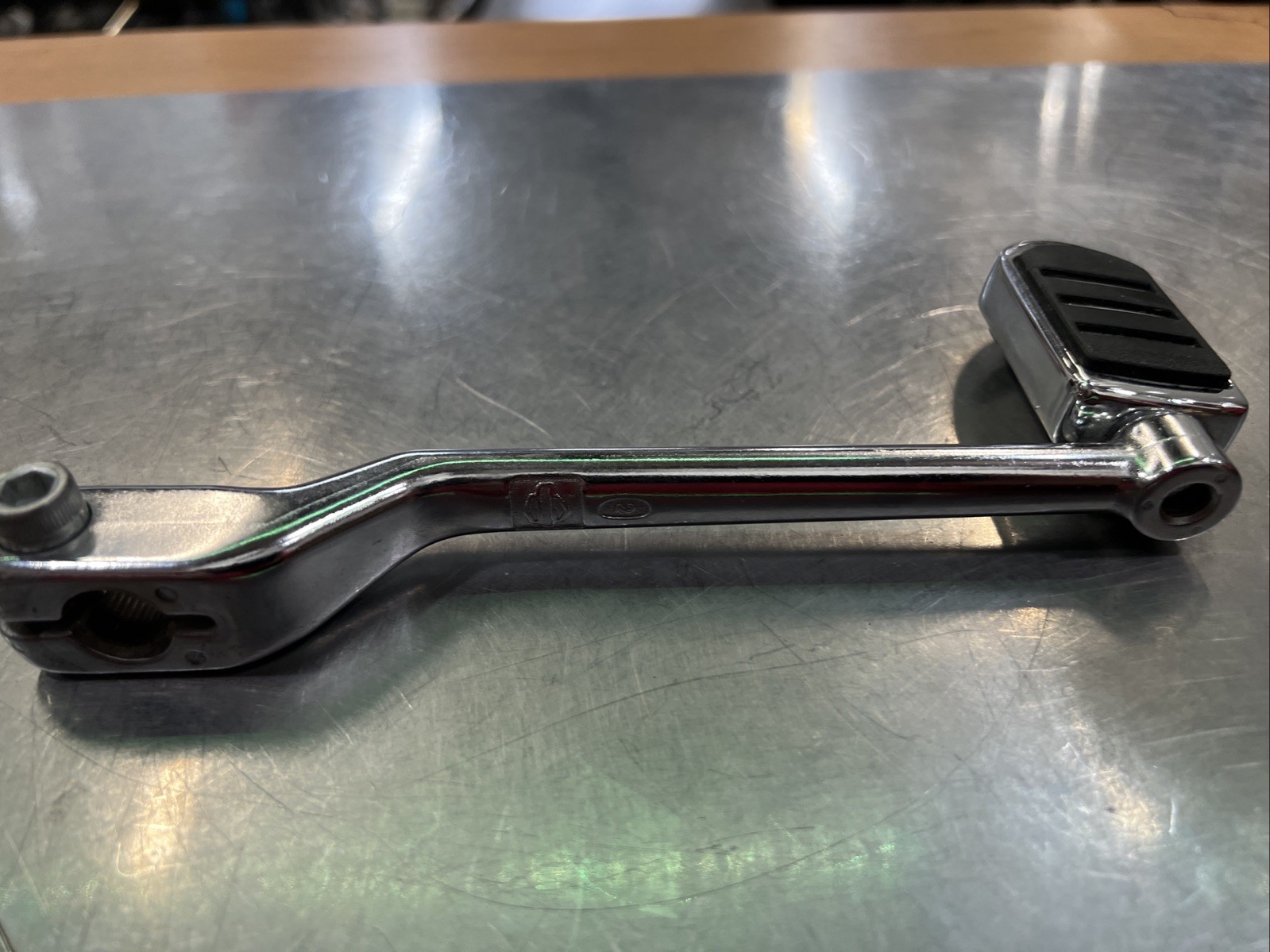 Harley Davidson oem Chrome Shift Lever W/Streamliner Shift