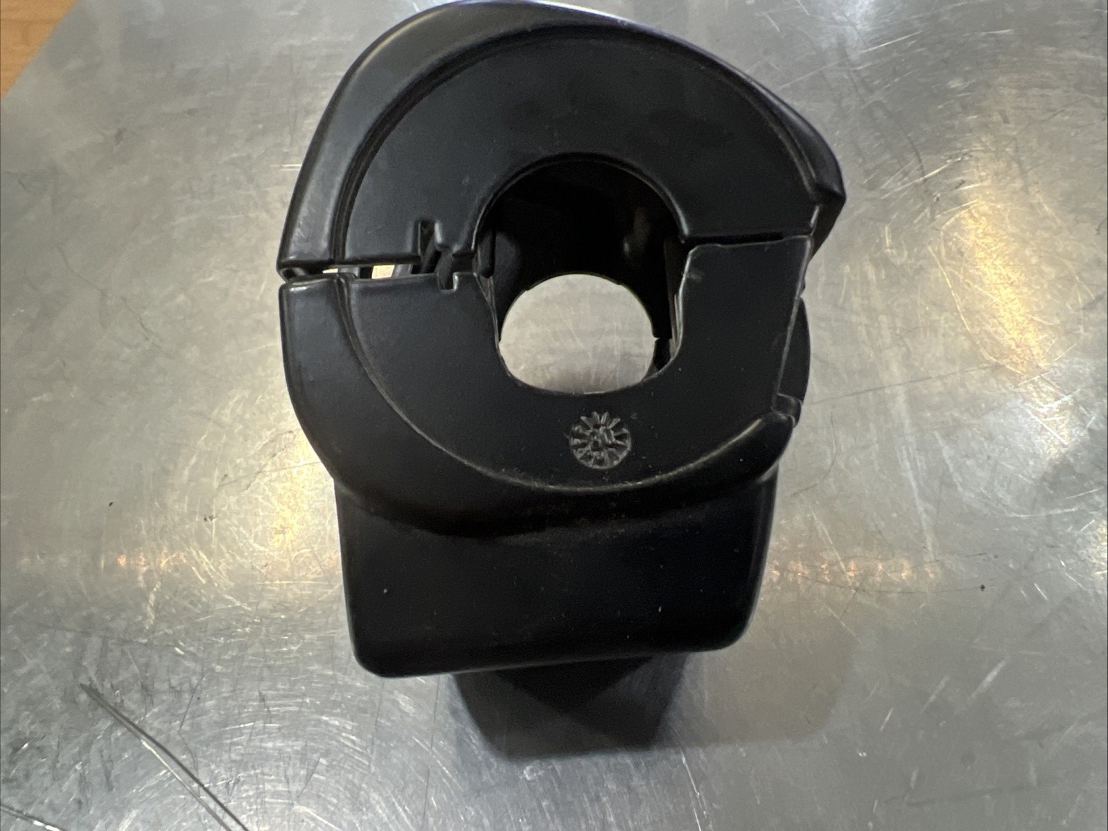 Harley Davidson oem LH Switch Housing #71594-98