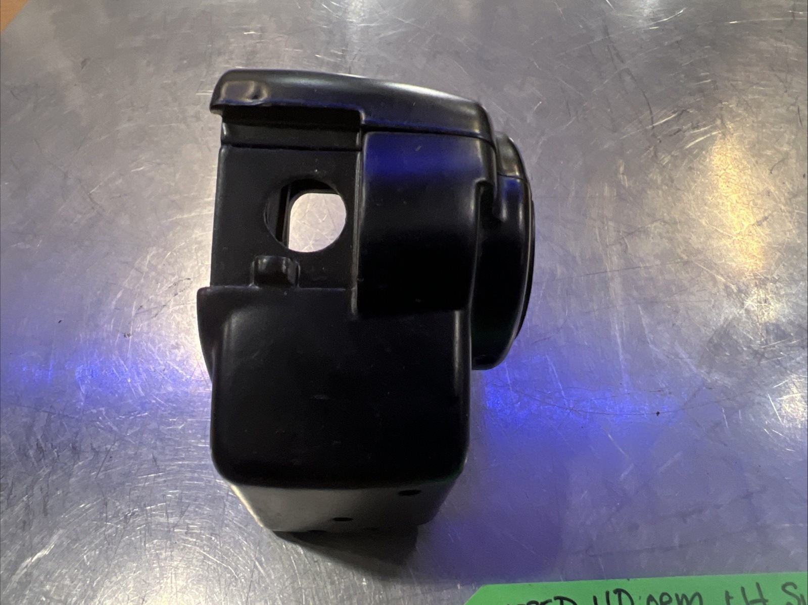 Harley Davidson oem LH Switch Housing #71594-98