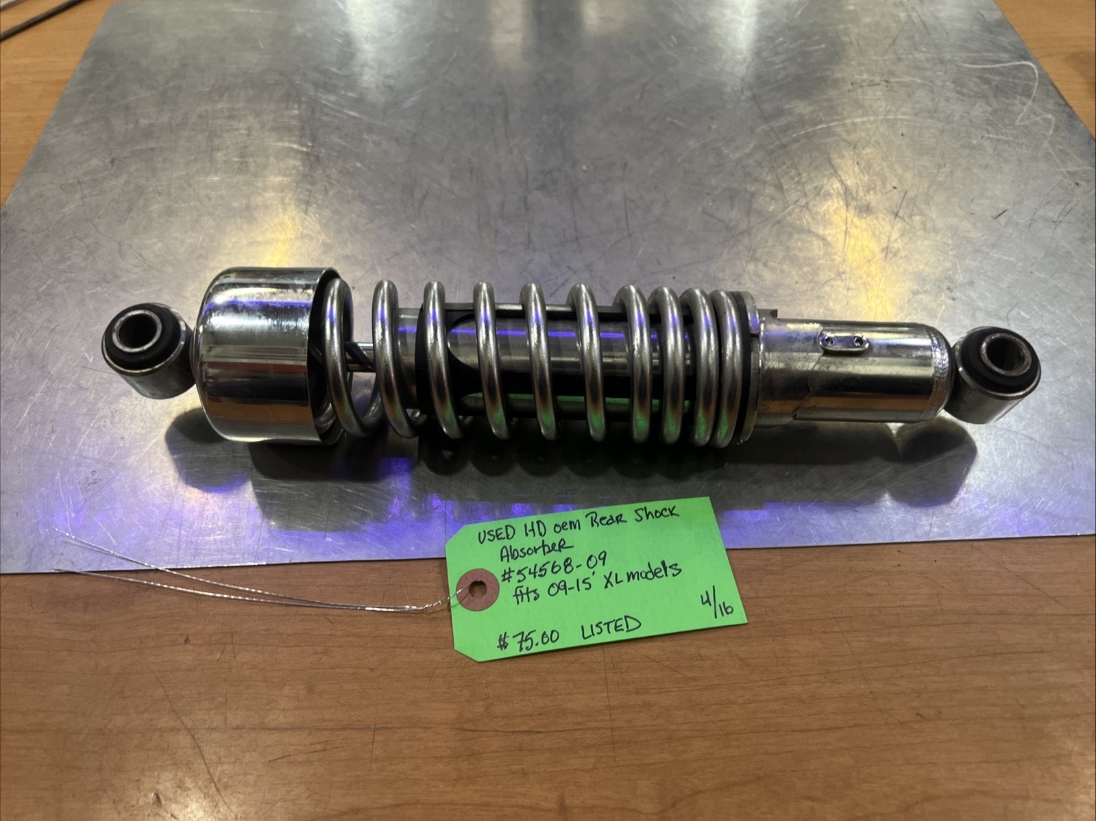 Harley Davidson oem Rear Shock Absorber #54568-09