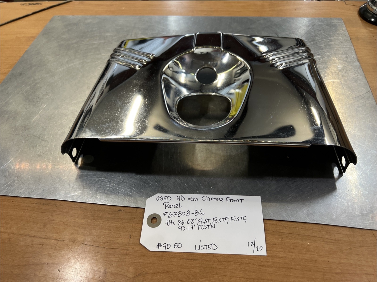 Harley Davidson oem Chrome Front Panel #67808-86