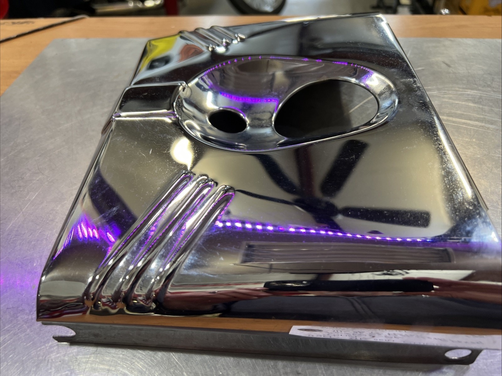 Harley Davidson oem Chrome Front Panel #67808-86