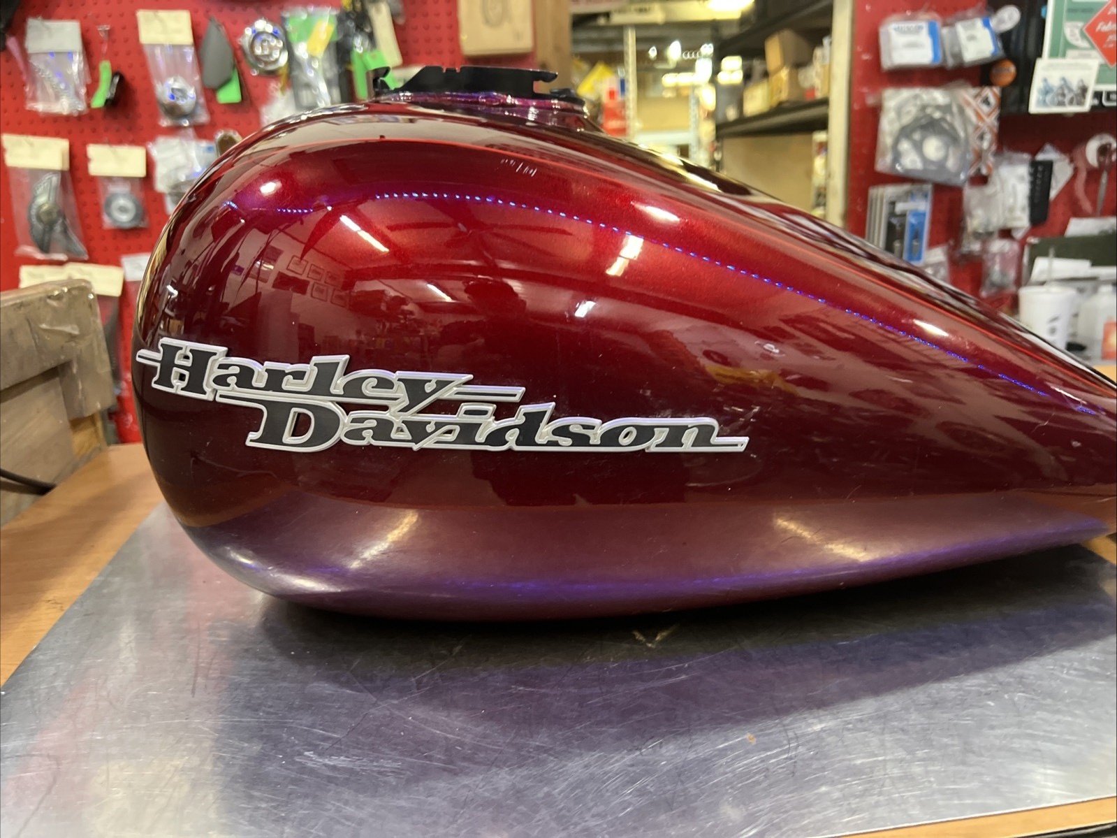 Harley Davidson oem Fuel Tank #61000016EAC | Knobtown Cycle