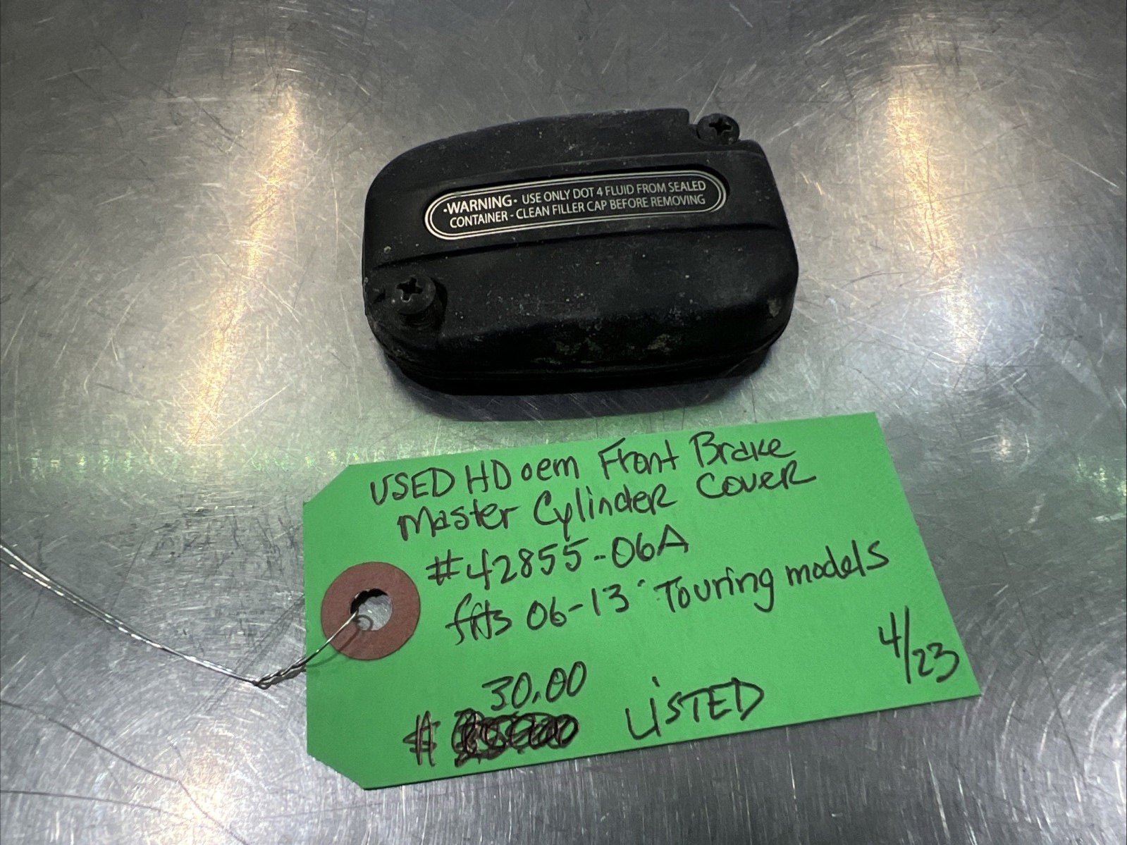 Harley Davidson oem Front Brake Master Cylinder Cover