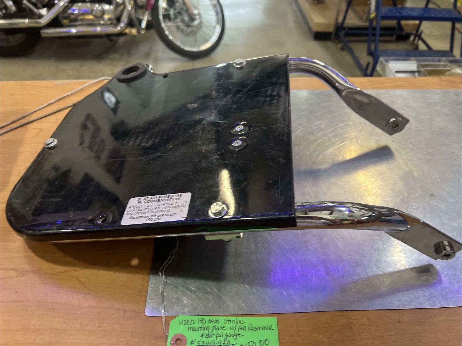Harley Davidson oem Strobe Mounting Plate W/Air Reservoir