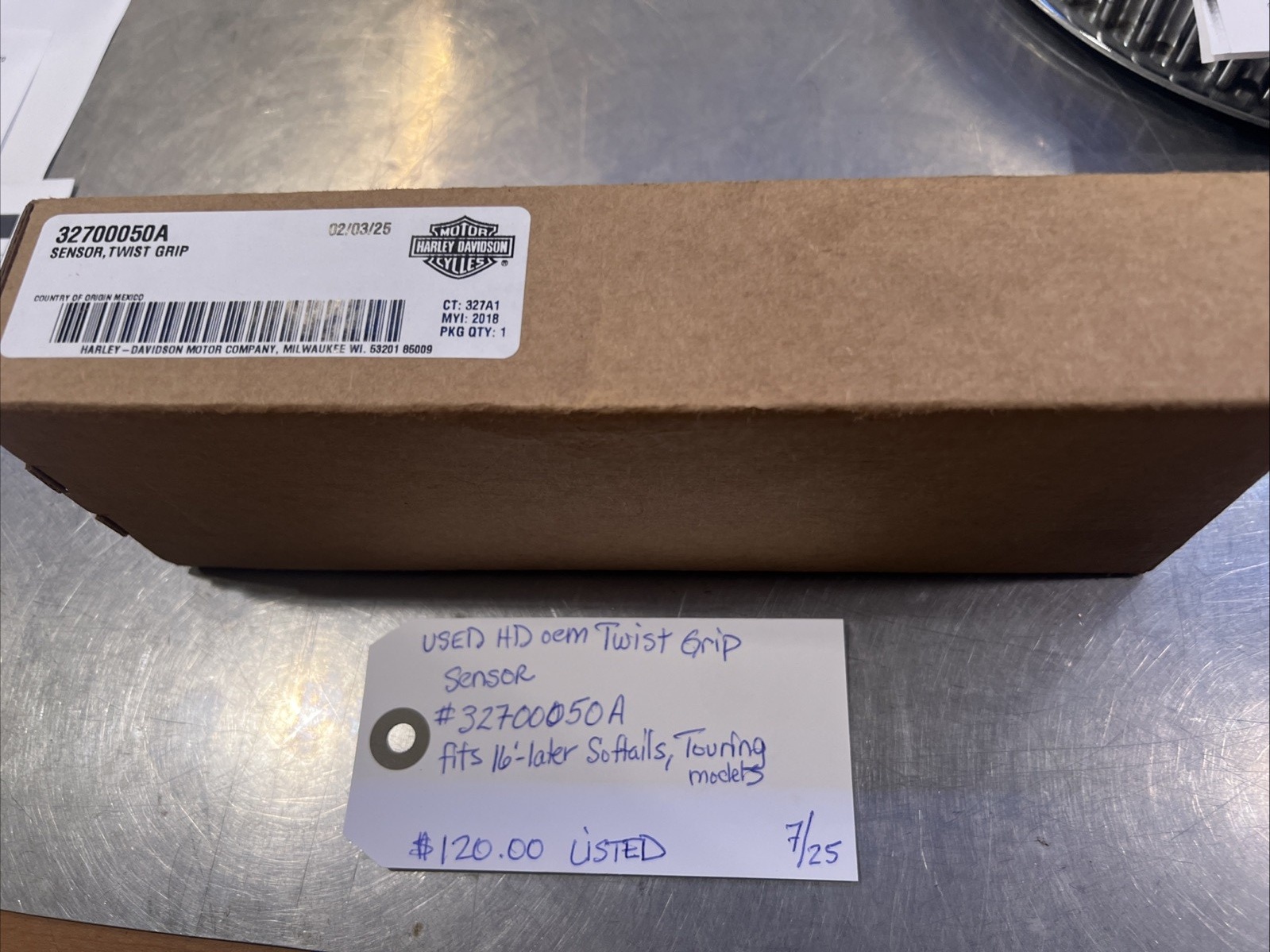 Harley Davidson oem Twist Grip Sensor #32700050A