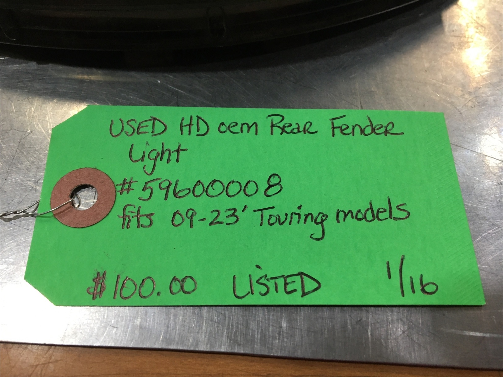 Harley Davidson oem Rear Fender Light #59600008