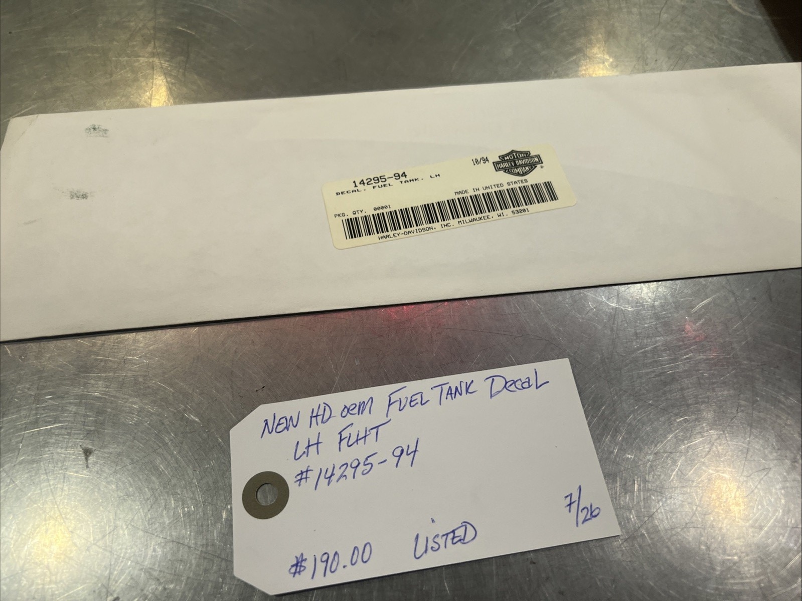 Harley Davidson oem Fuel Tank Decal LH FLHT #14295-94