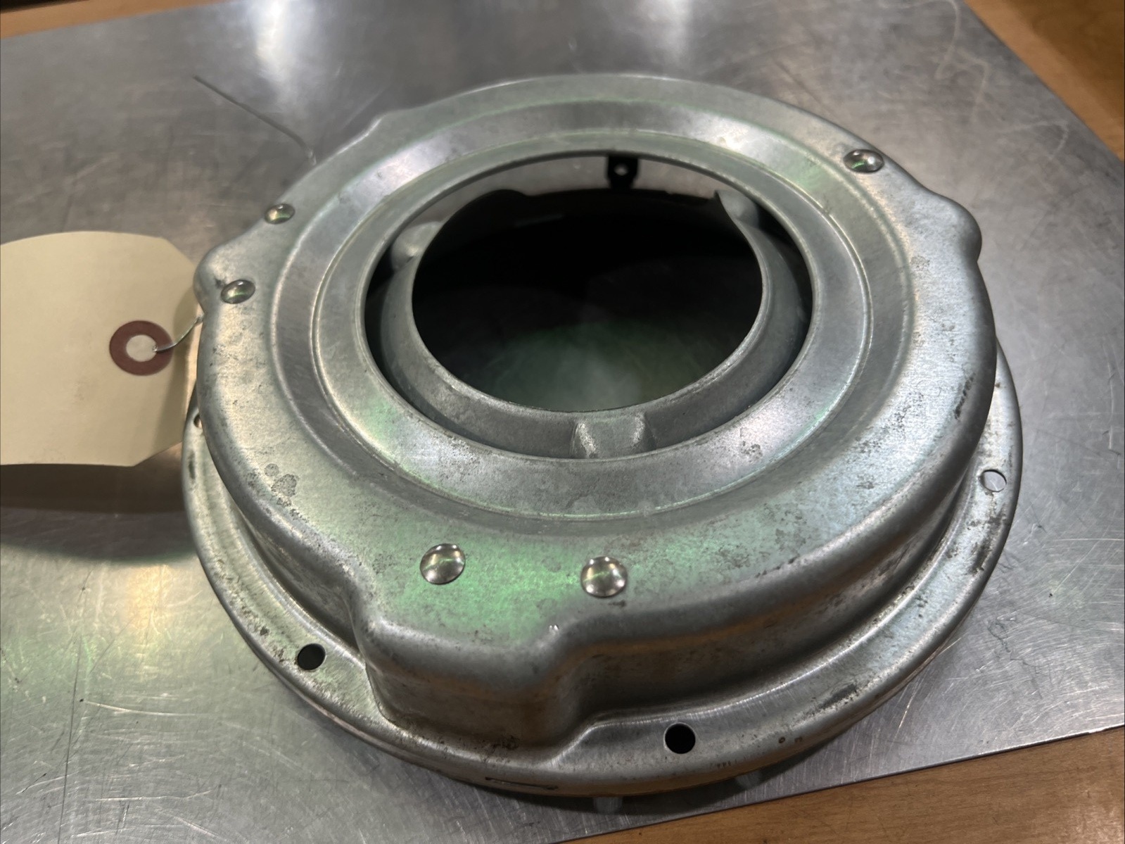 Harley Davidson oem Headlamp Bucket #67728-02A