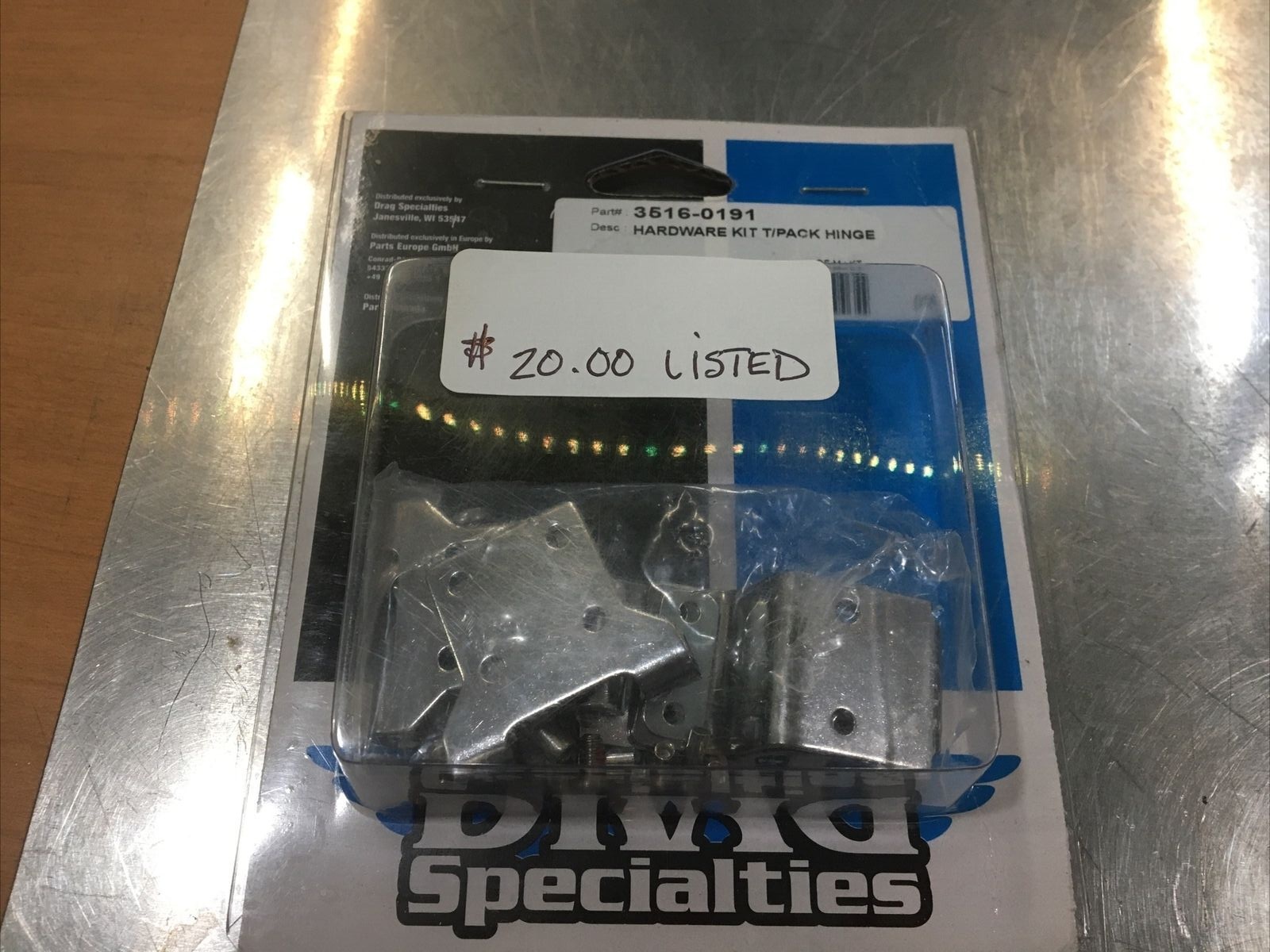 Tour-Pak Hardware Hinge Kit For Harley #3516-0191