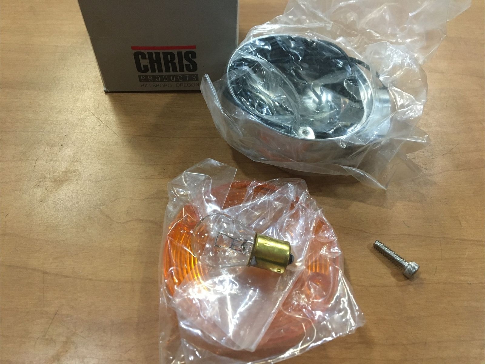 -Early Model Turn Signal Assembly, Single Filament #CH8402A
