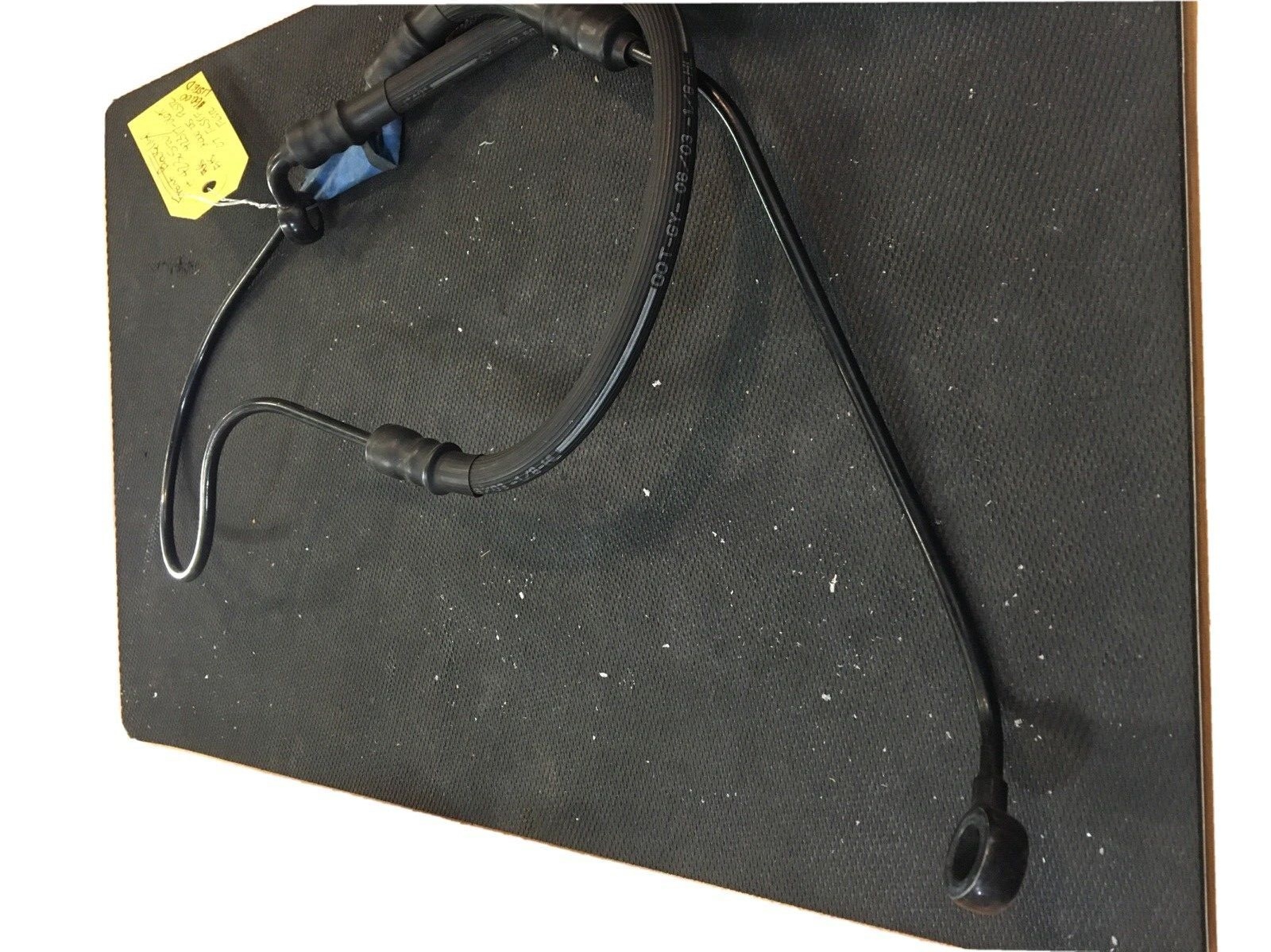 Harley Davidson OEM front brake line #42305-00