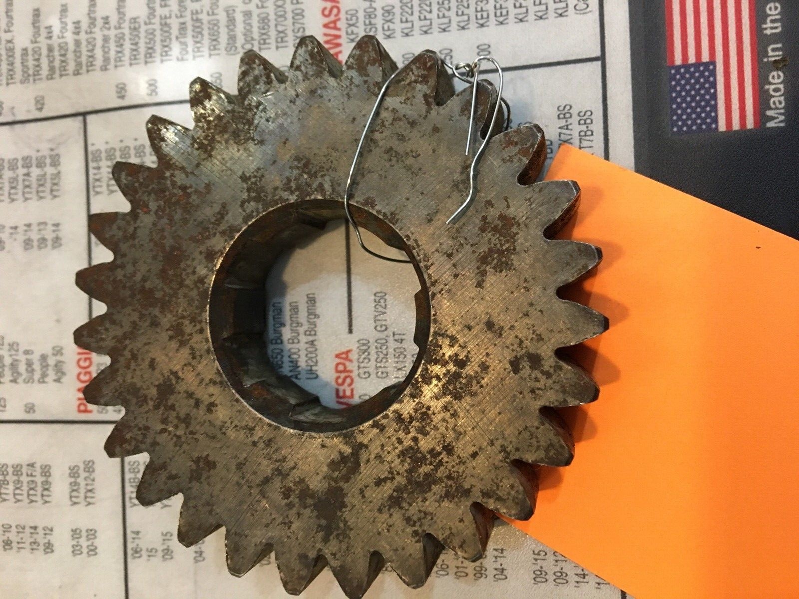 Harley Davidson OEM 1st Gear Mainshaft 27 Tooth #35277-52A