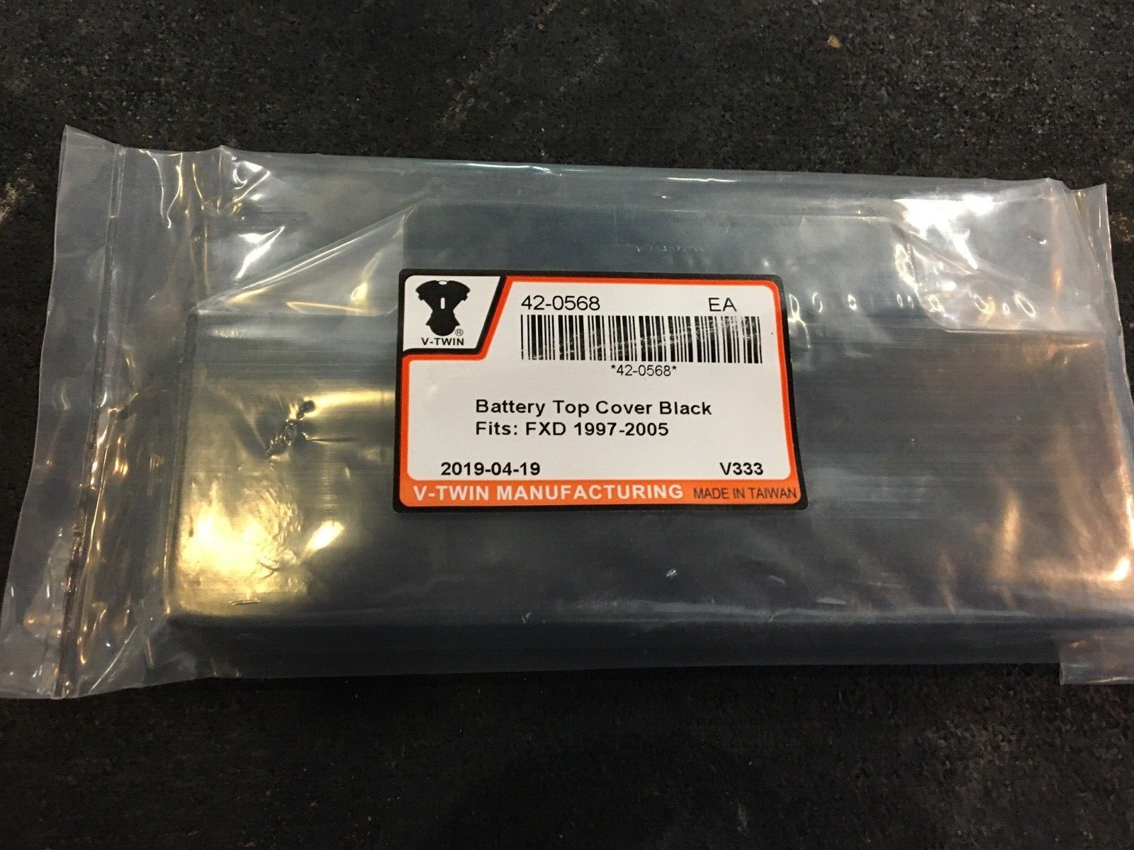 V-Twin Battery Top Cover Black #42-0568 | Knobtown Cycle