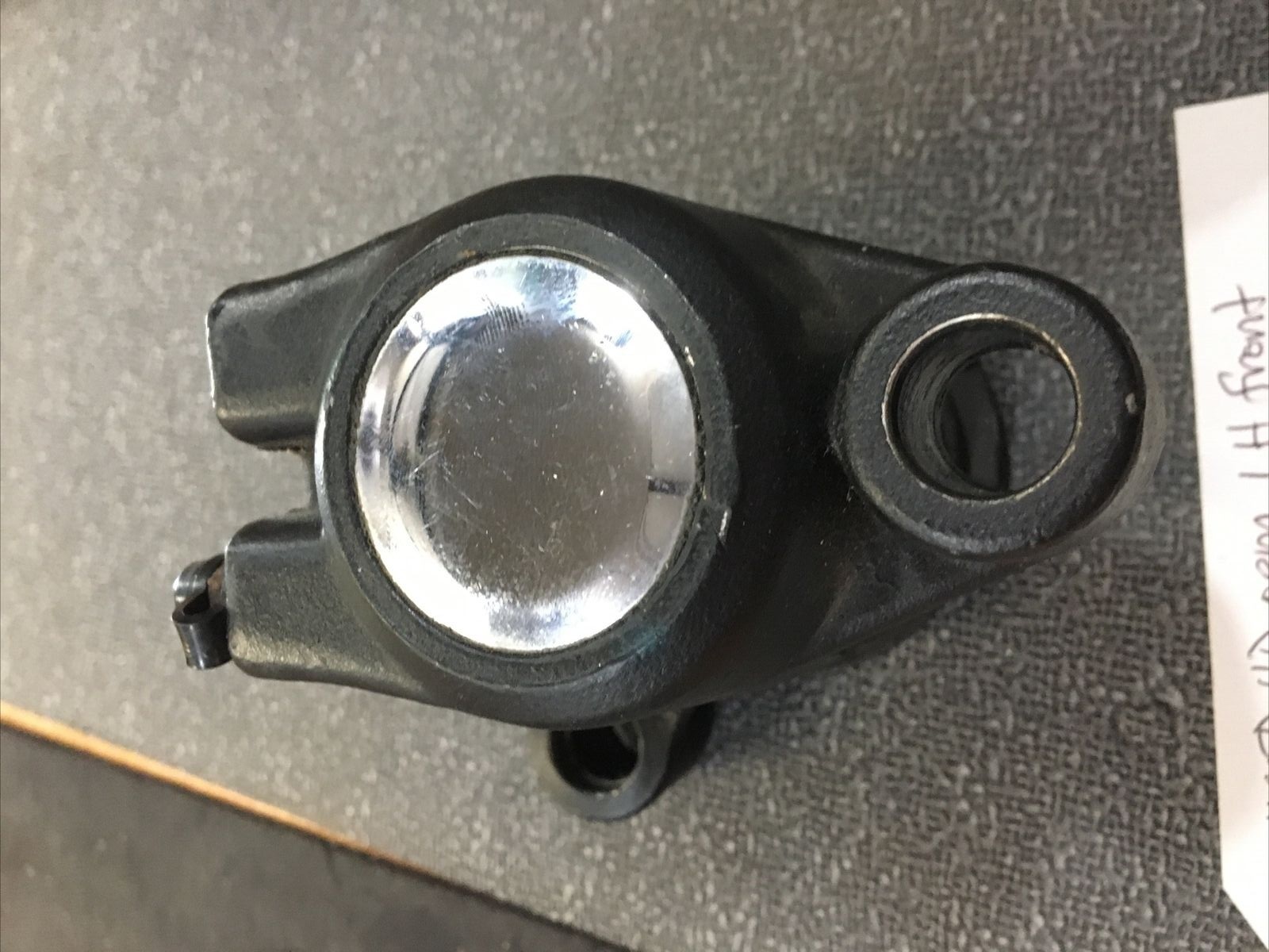 Harley Davidson OEM LH front brake caliper #44046-84B