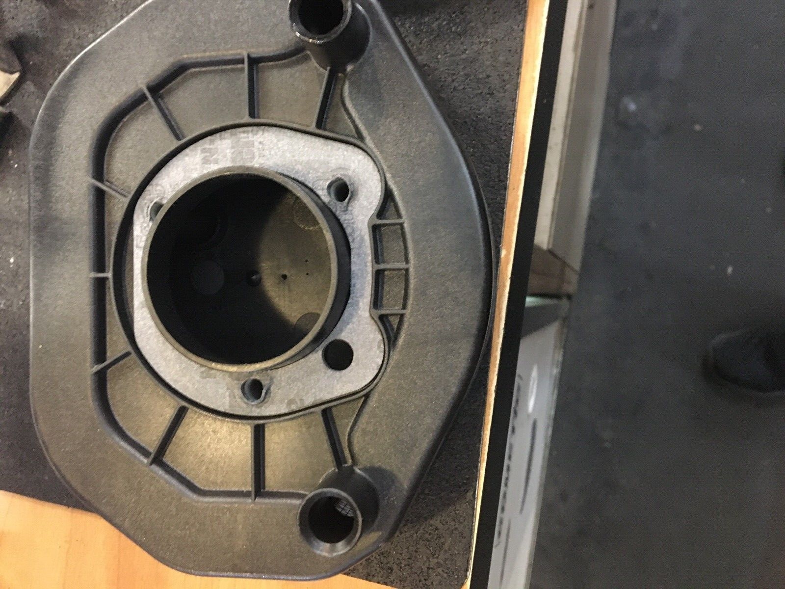 Harley Davidson OEM Air Cleaner Assembly #29000015