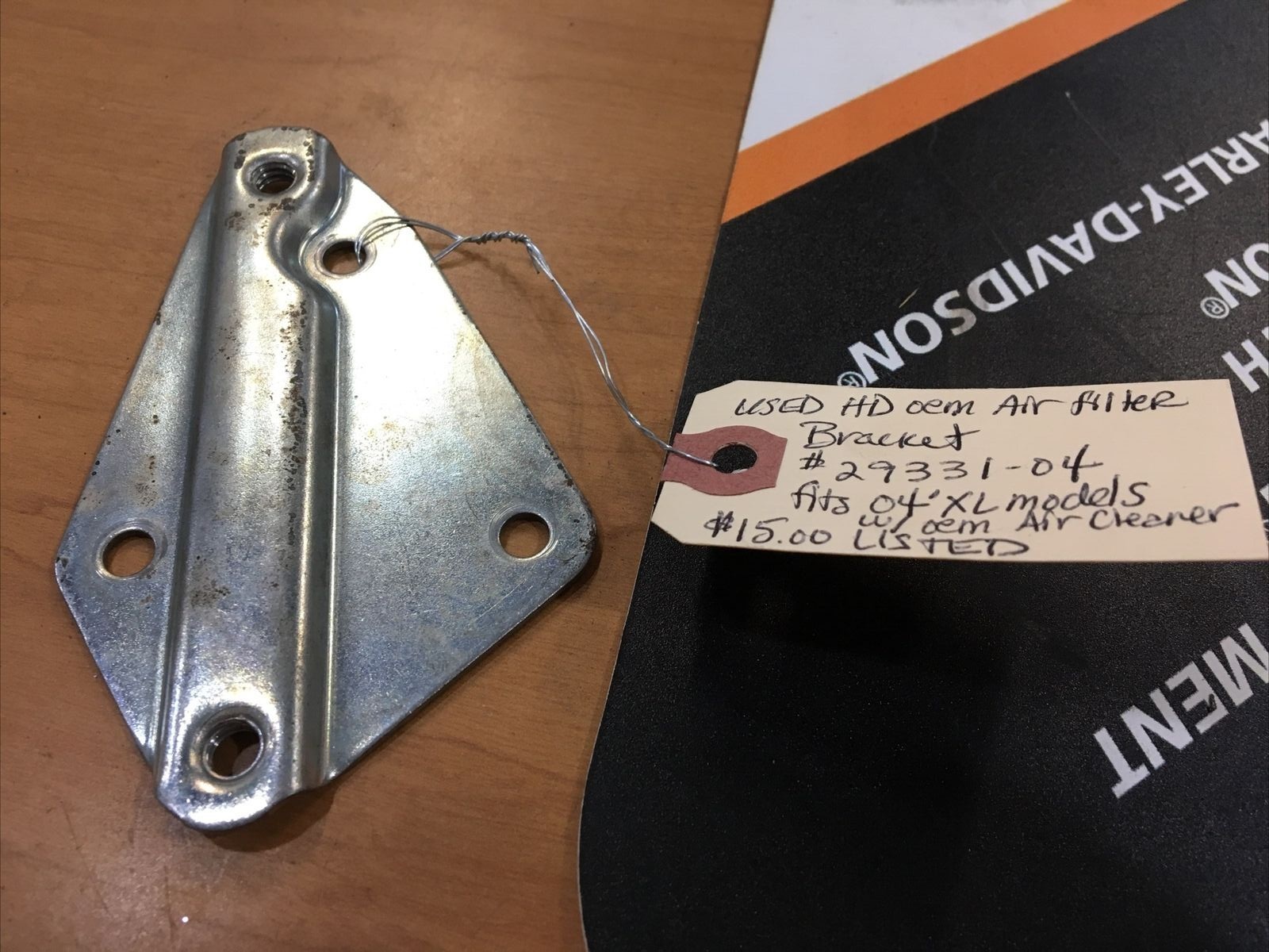 Harley Davidson OEM Air filter bracket #29331-04