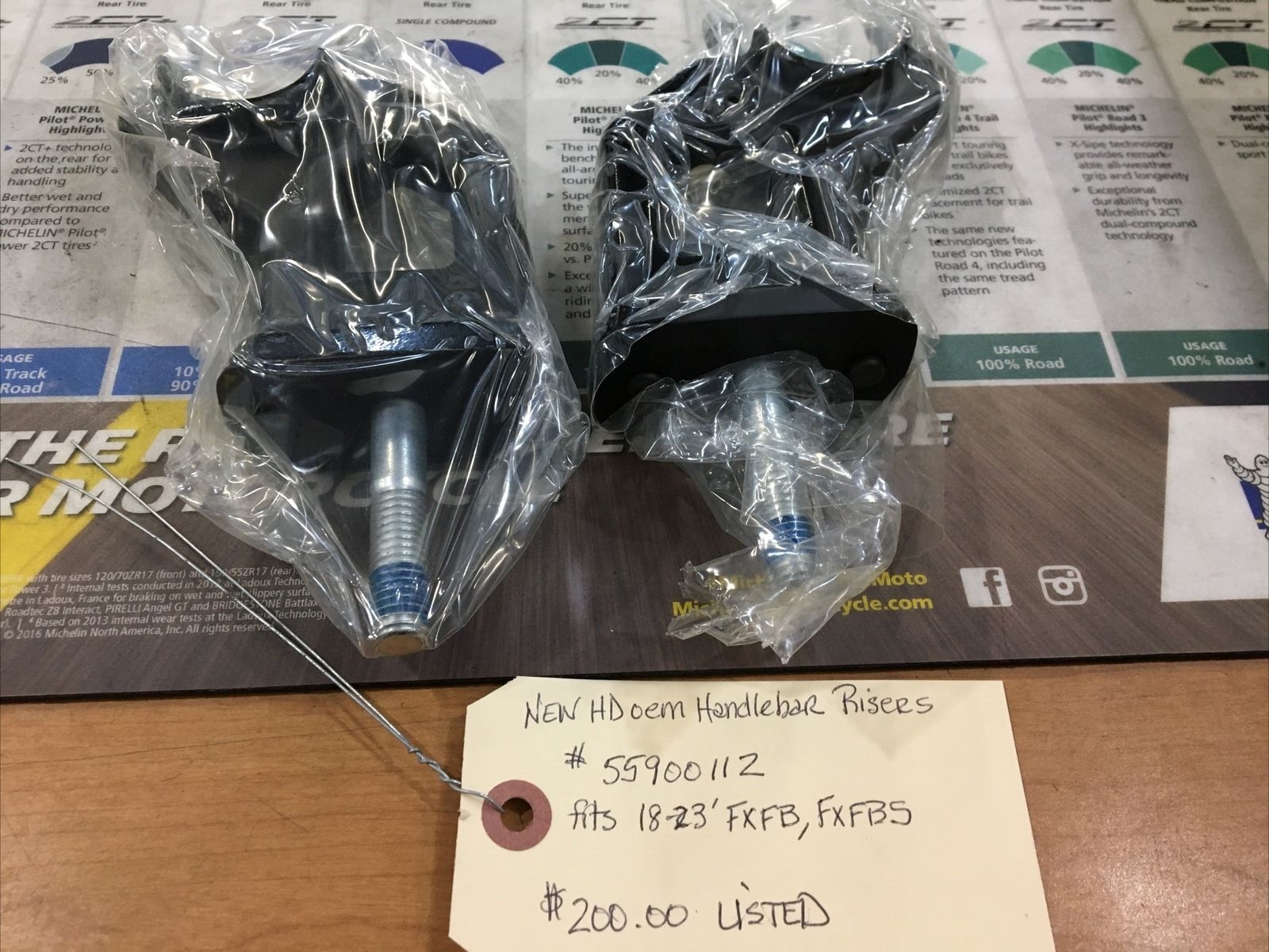 Harley Davidson oem Handlebar Risers #55900112