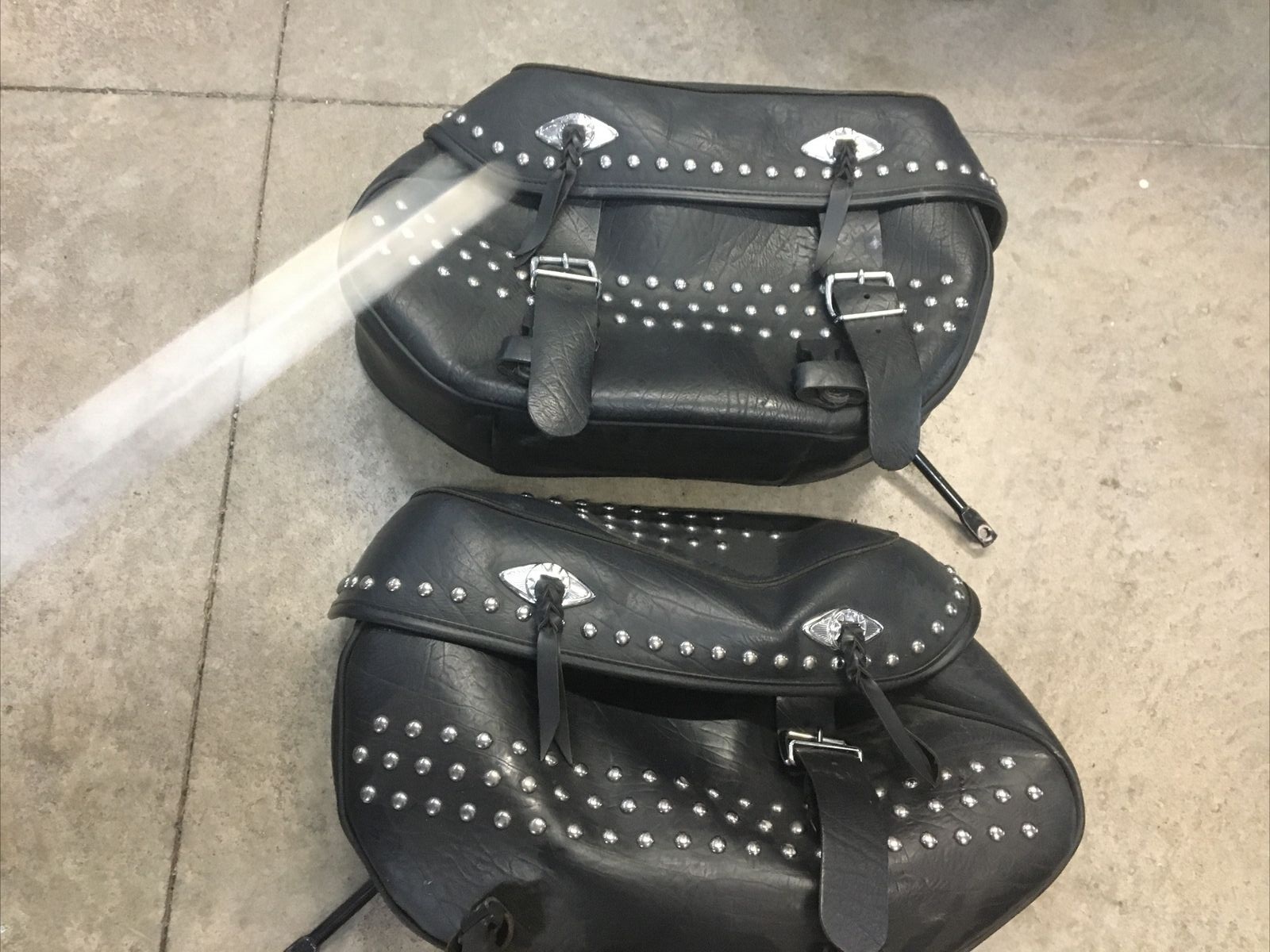 Harley Davidson OEM FLSTC LH/RH saddlebags